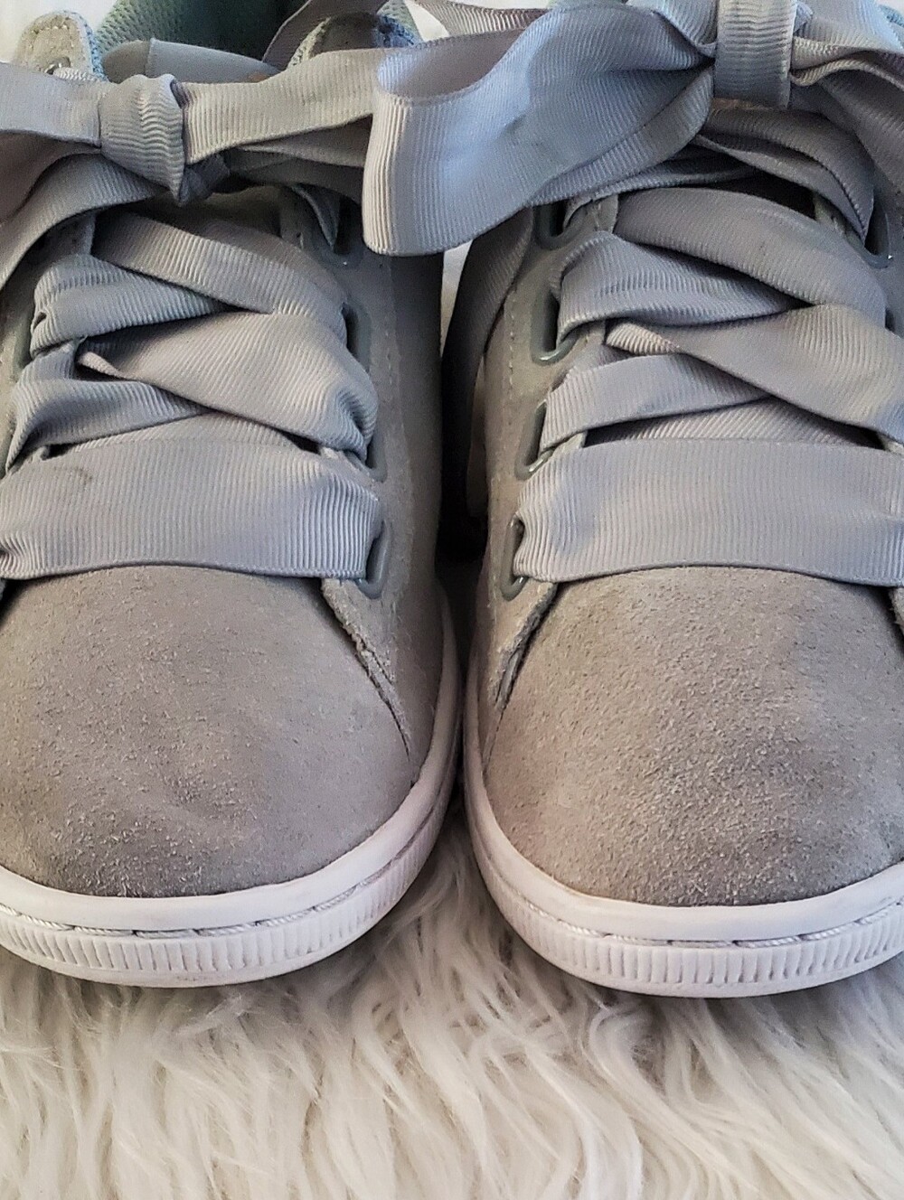 PUMA Vikky Ribbon Suede Sneakers Gray Satin Lace SoftFoam+ Women's Size 10 - Picture 6 of 11